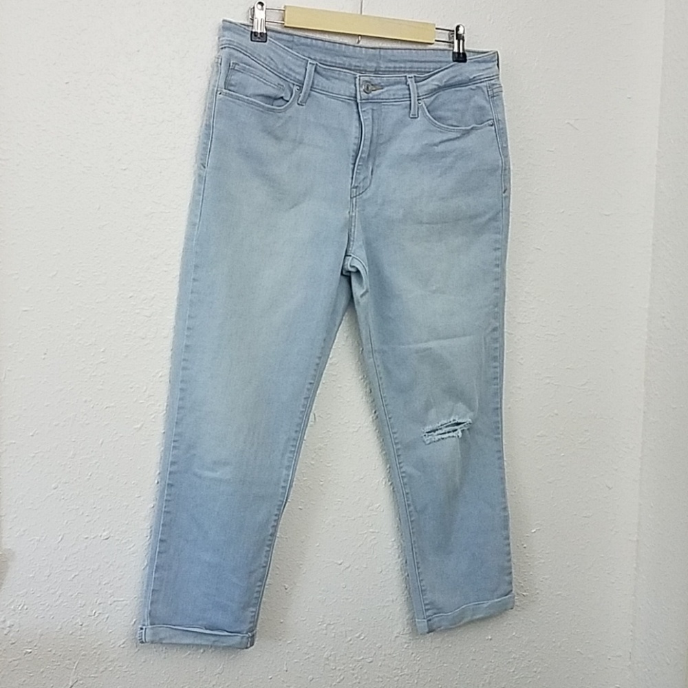 𝅺levi's jeans light wash straight leg rolled hem 32